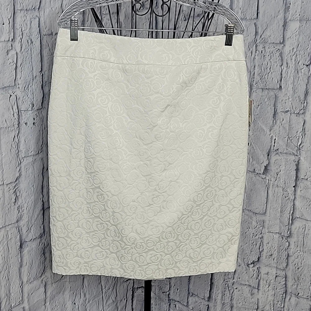KASPER Vanilla Ice Floral Skirt Size 10‎